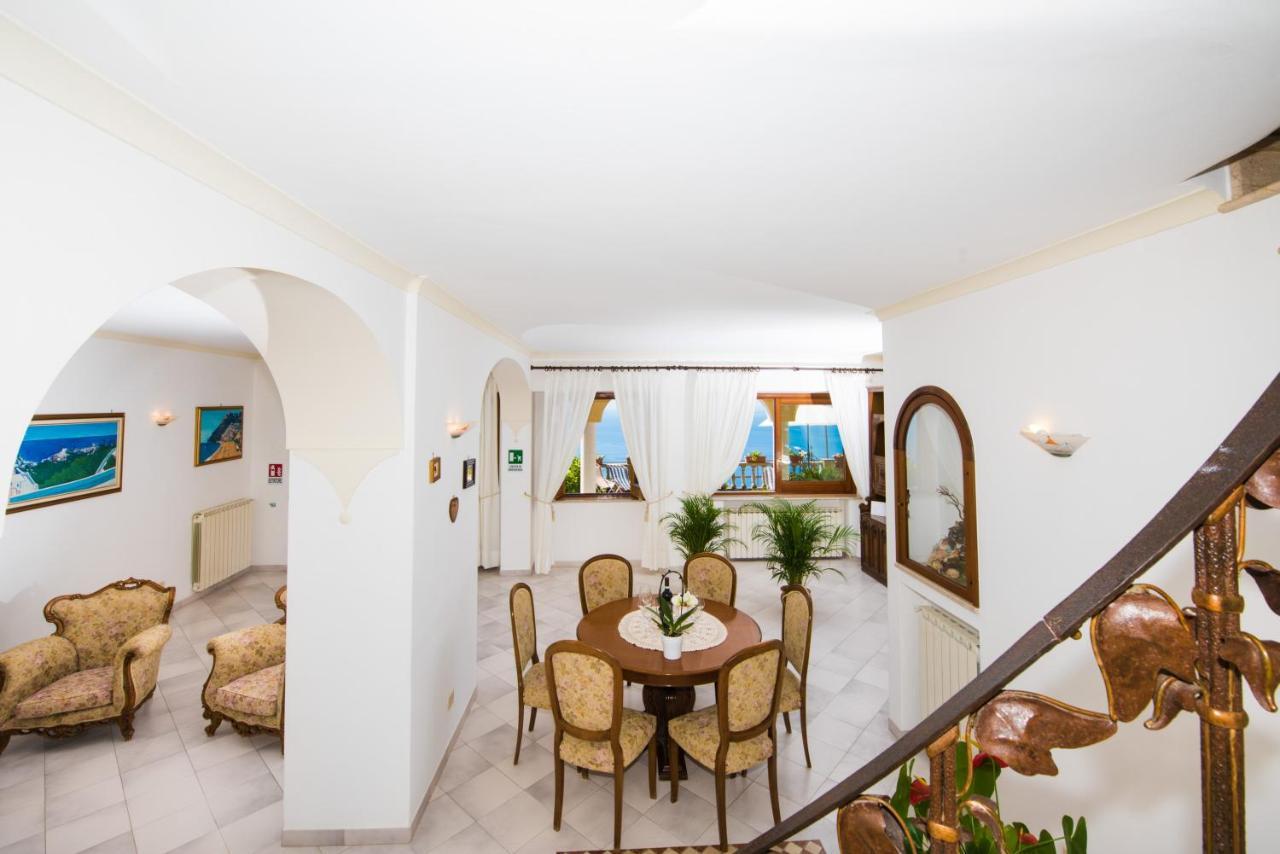 Villa Savina - Elegant Family Villa Overlooks Amalfi Coast - Positano Zewnętrze zdjęcie