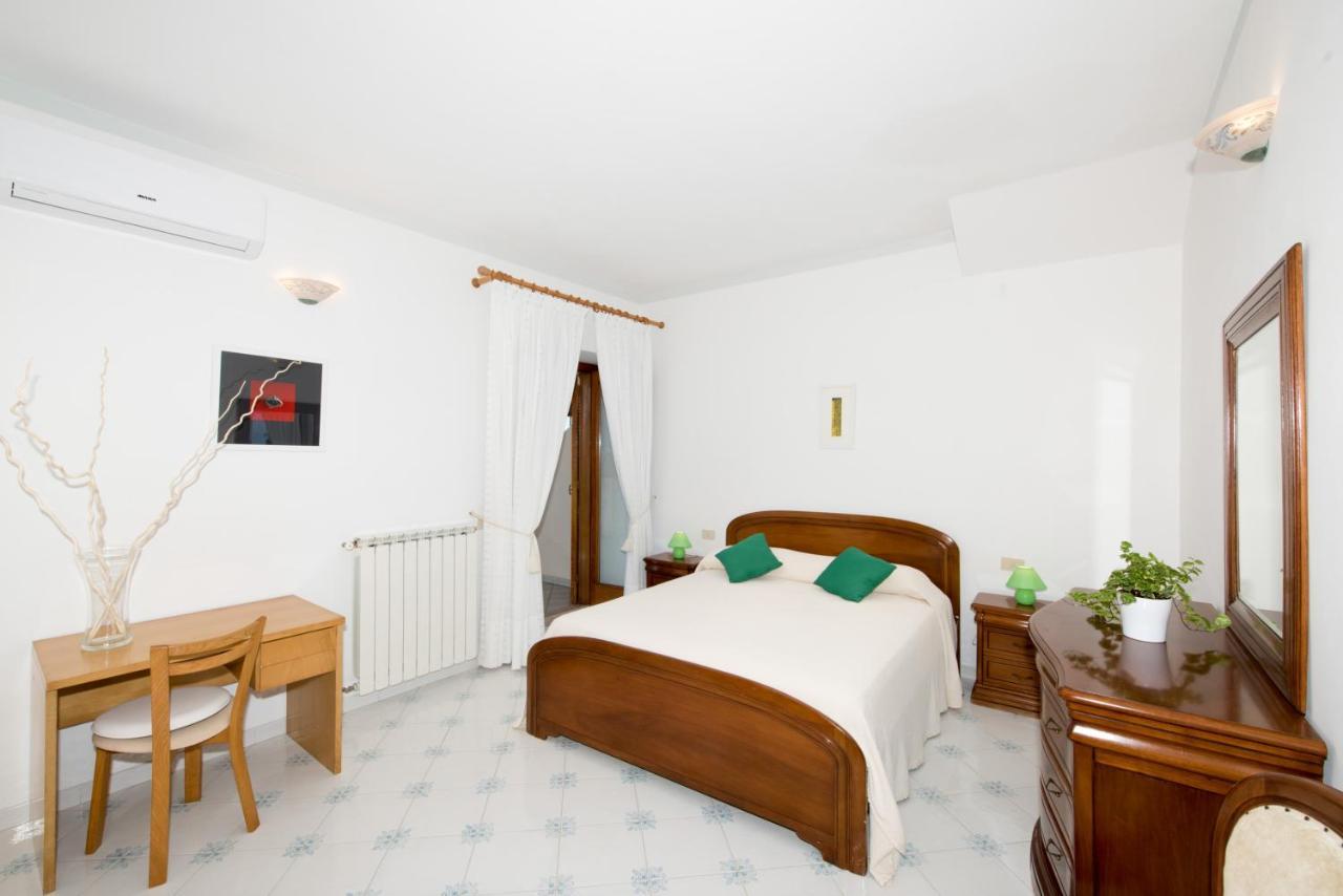 Villa Savina - Elegant Family Villa Overlooks Amalfi Coast - Positano Zewnętrze zdjęcie