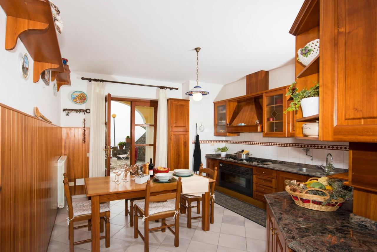 Villa Savina - Elegant Family Villa Overlooks Amalfi Coast - Positano Zewnętrze zdjęcie