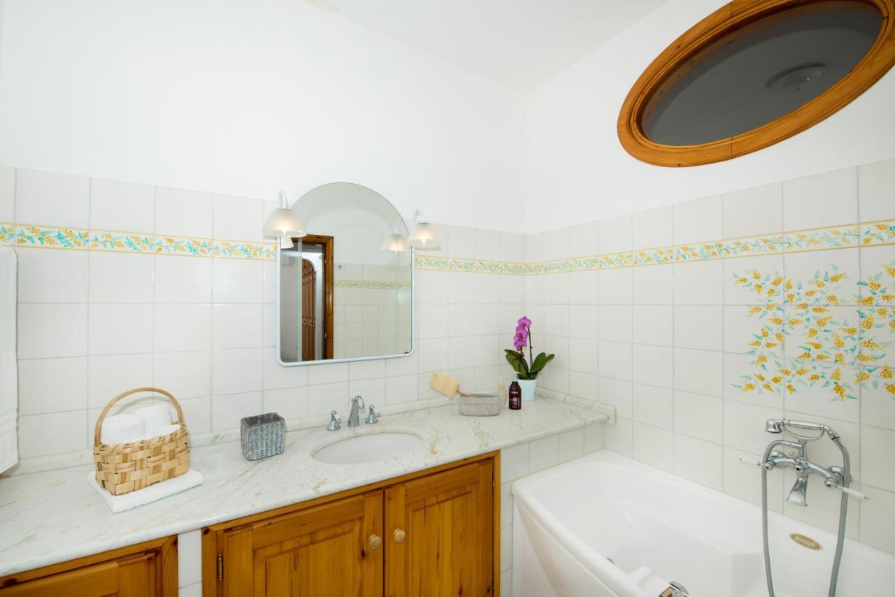 Villa Savina - Elegant Family Villa Overlooks Amalfi Coast - Positano Zewnętrze zdjęcie